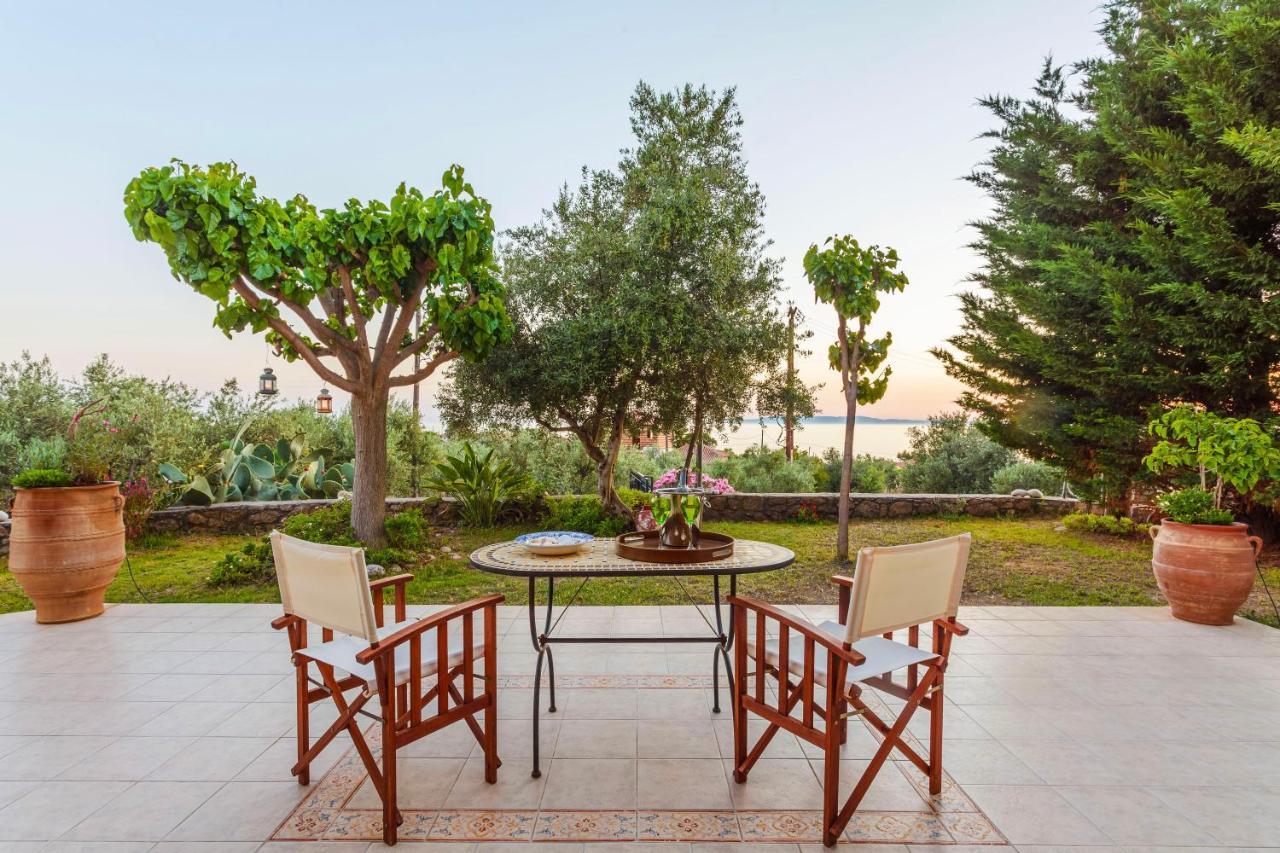 Lavender Garden Retreat - Secluded Seaside Getaway Apartment Kotronion  Екстериор снимка